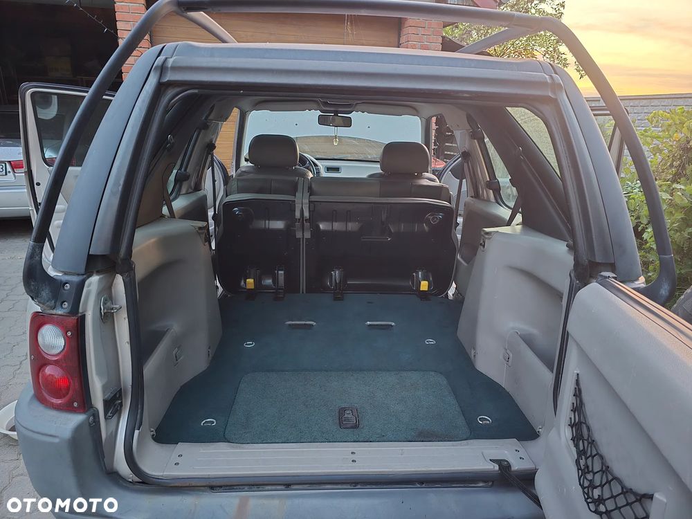 Land Rover Freelander - 16