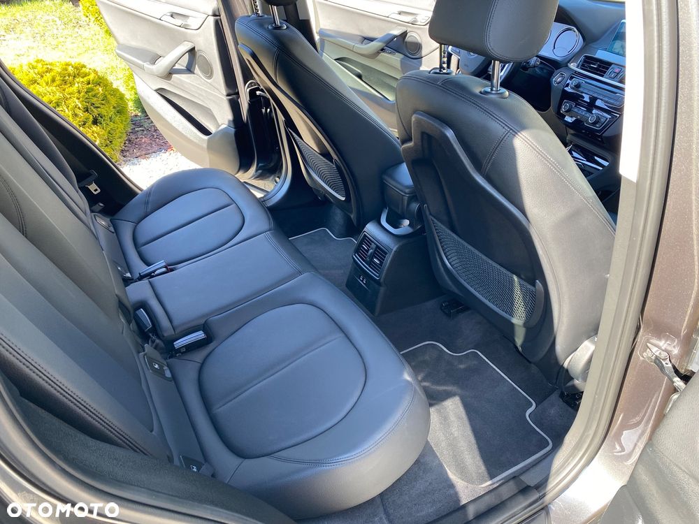 BMW X1 sDrive18d - 18