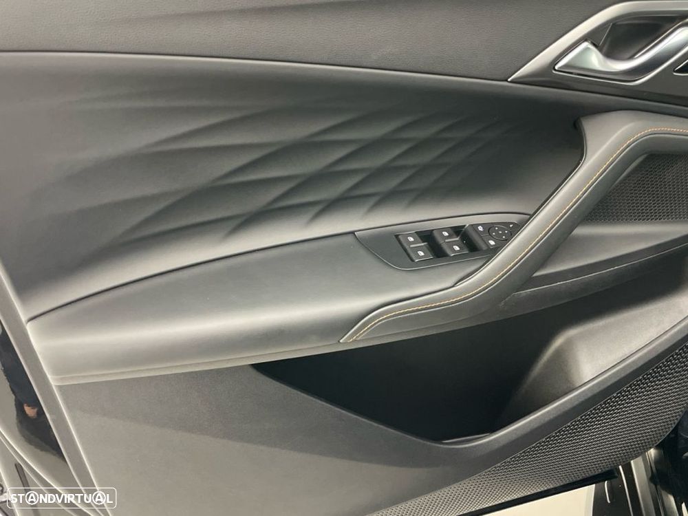 MG HS 1.5 Plug-in Hybrid Luxury - 16
