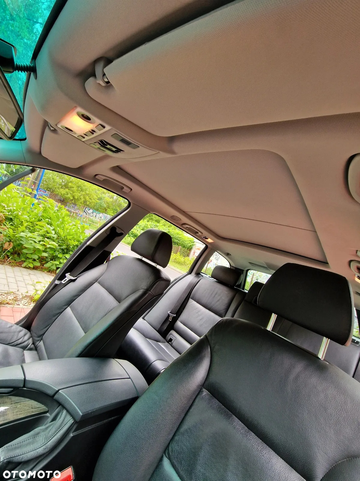 BMW Seria 5 545i - 21