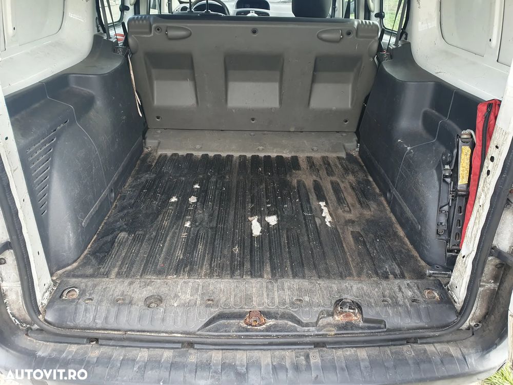 Renault Kangoo Maxi - 12