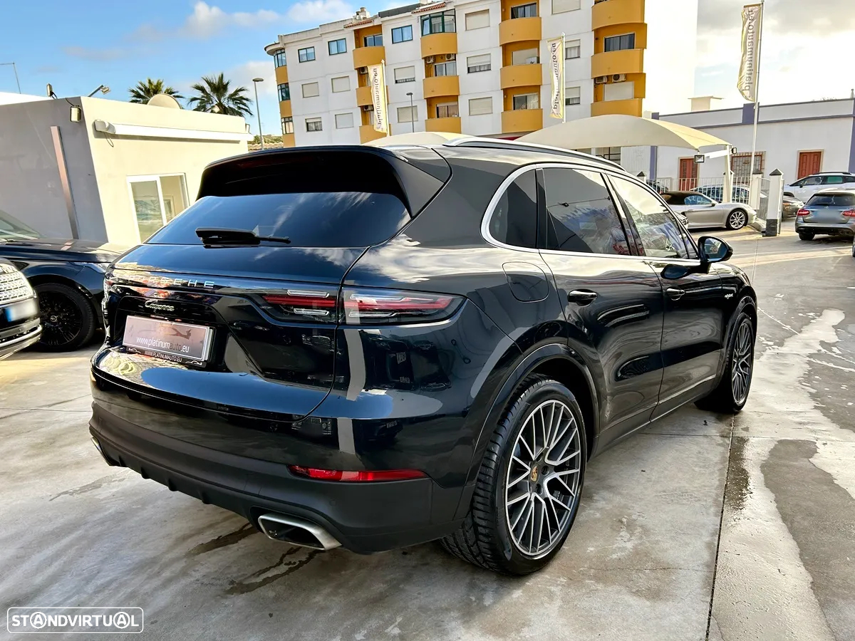 Porsche Cayenne E-Hybrid - 4