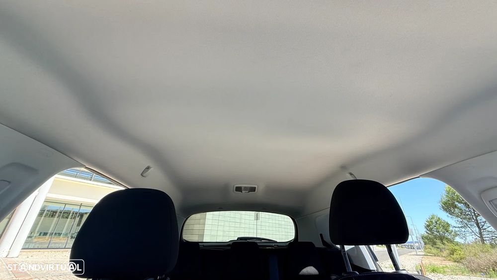 Peugeot 2008 1.6 BlueHDi Style - 24