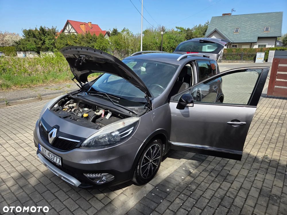 Renault Scenic dCi 110 Xmod Paris - 19
