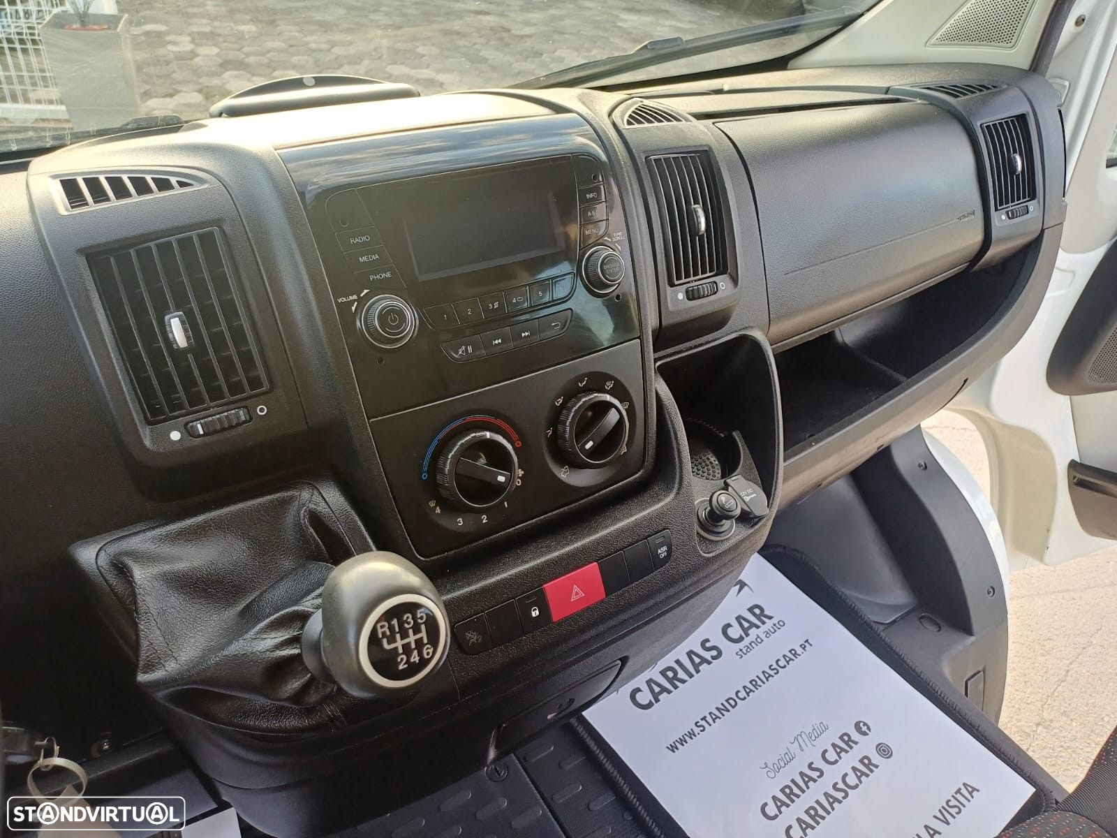 Citroën Jumper 2.0 BlueHDi 35 L4 CD - 18