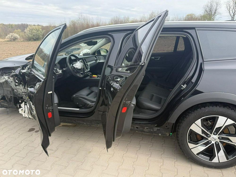 Volvo V60 Cross Country D4 AWD Geartronic Pro - 13
