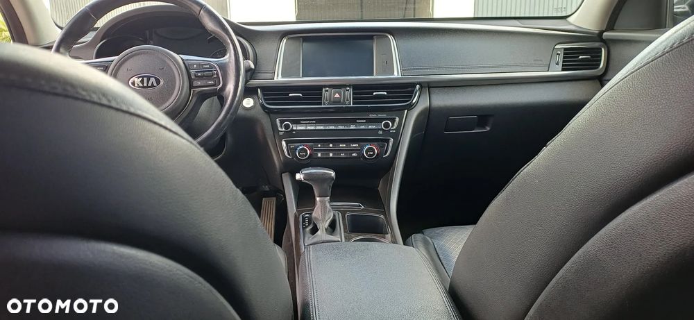 Kia Optima - 9