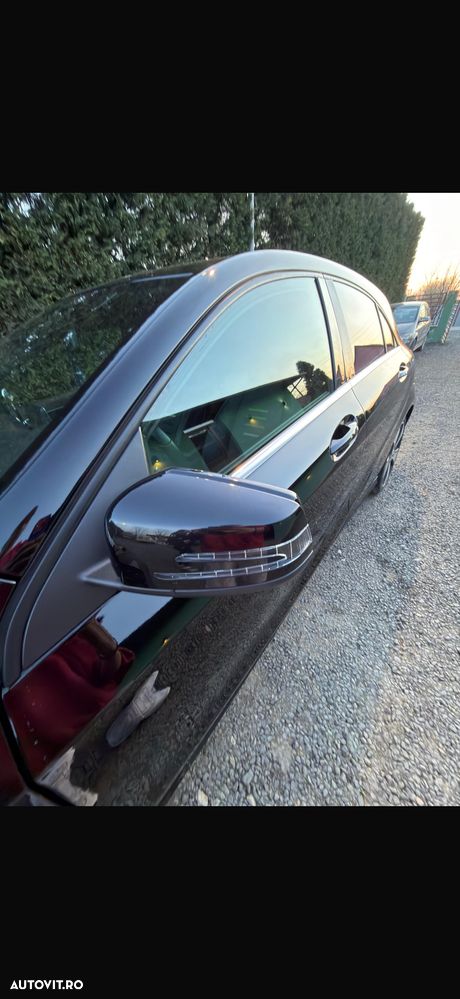 Mercedes-Benz A 180 - 24