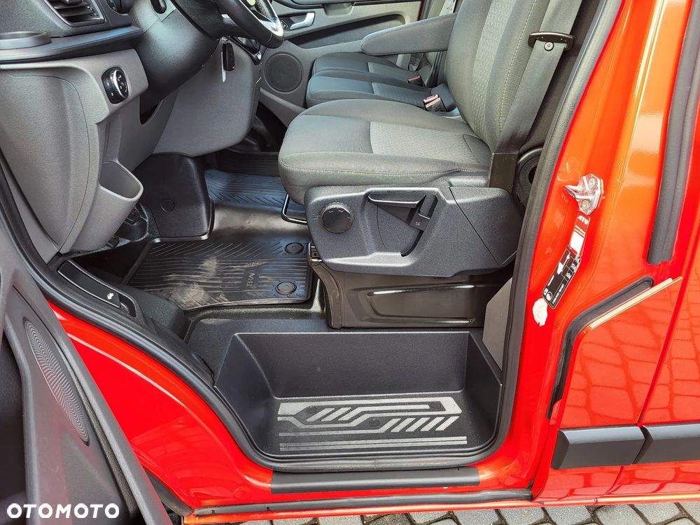 Ford CUSTOM 2.0 TDCI - L2 - KLIMA-ŁADNY-LED - 20