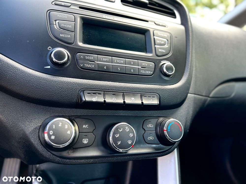 Kia Ceed Cee'd 1.6 CRDi Business Line - 17