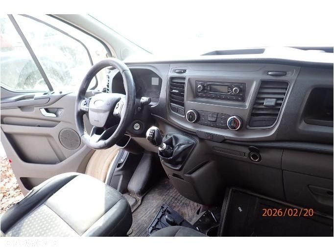 Ford Transit Custom - 8