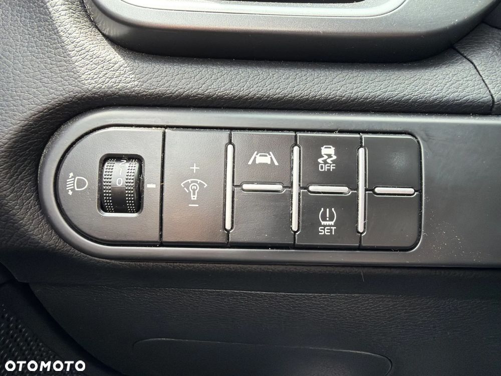 Kia Ceed 1.5 T-GDI M DCT - 22
