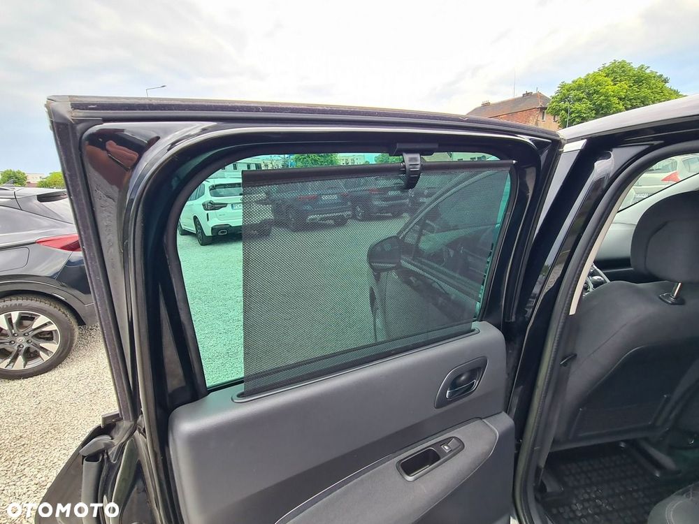 Peugeot 3008 1.6 HDi Active - 25