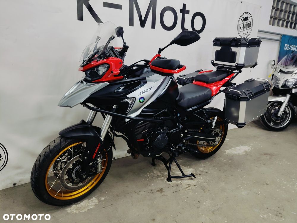 QJMOTOR 900 SX - 18