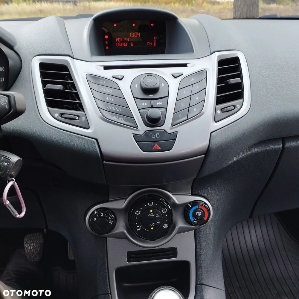 Ford Fiesta 1.25 Trend - 10