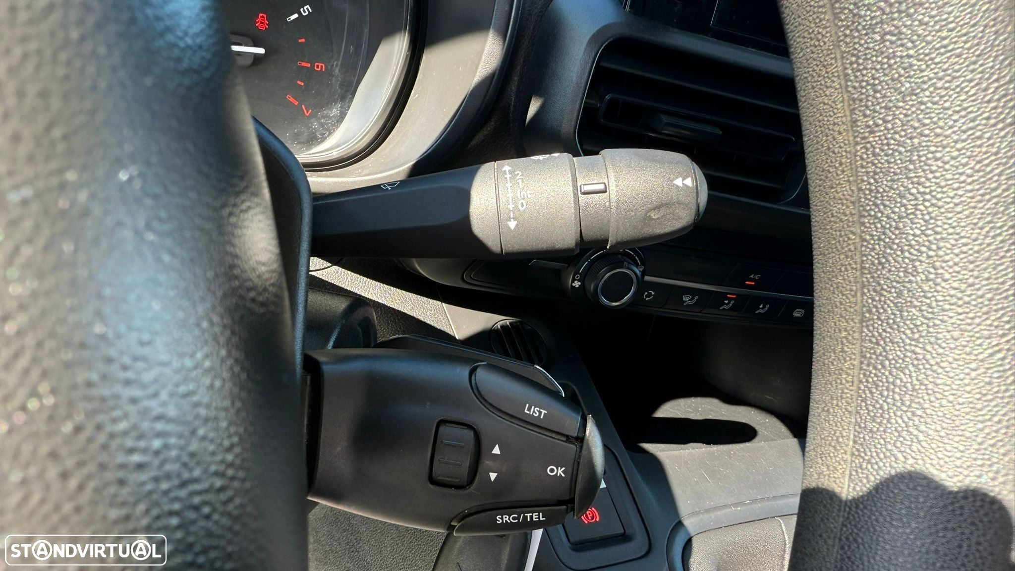 Citroën Berlingo 1.5 BlueHDi M Shine Pack - 26