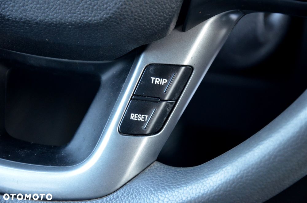 Kia Rio 1.2 Attract - 20