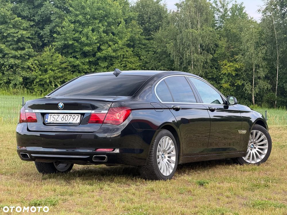 BMW Seria 7 740d - 6