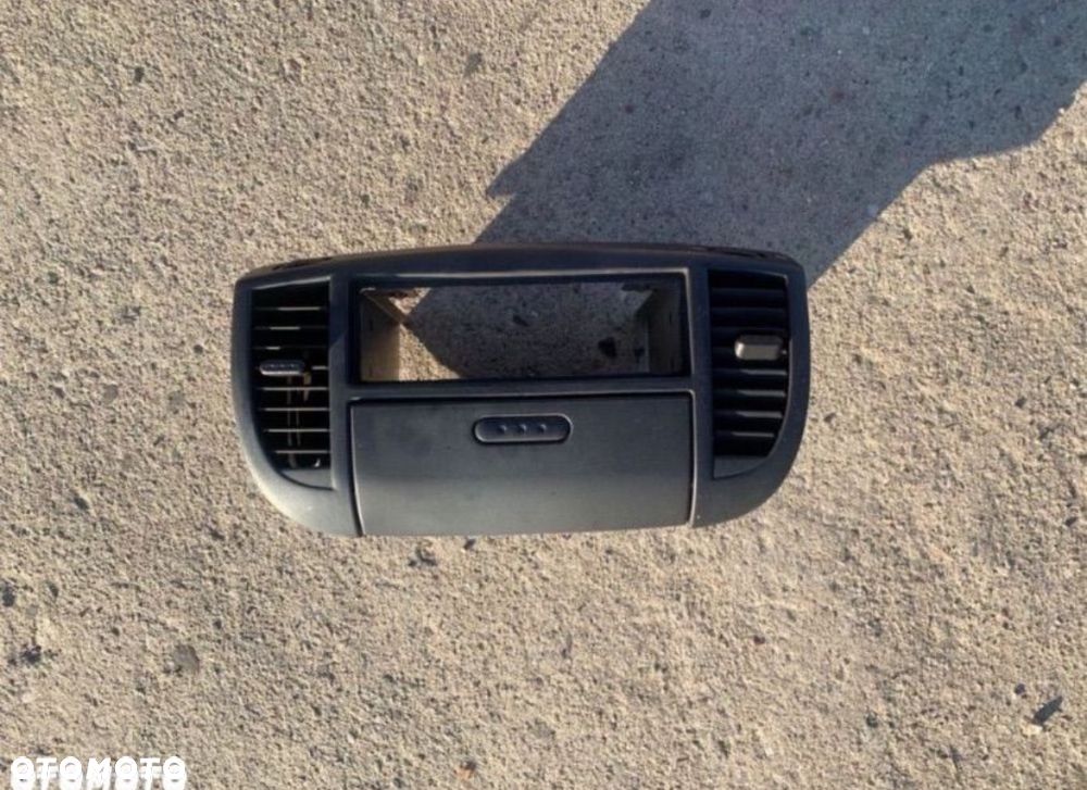 68260AX600 Ramka radia kratki nawiewu Nissan micra k12 - 4