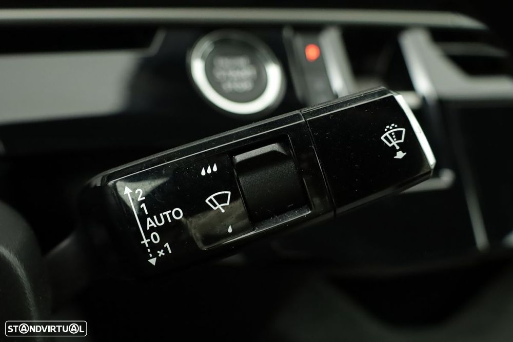 Peugeot 3008 1.2 Hybrid Allure e-DCS6 - 17