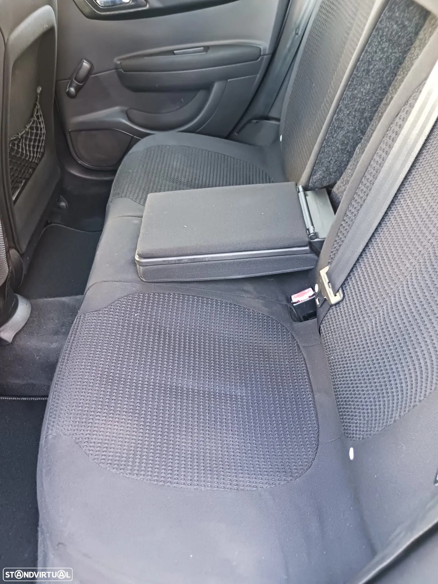 Citroën C4 1.6 HDi VTR Pack - 14