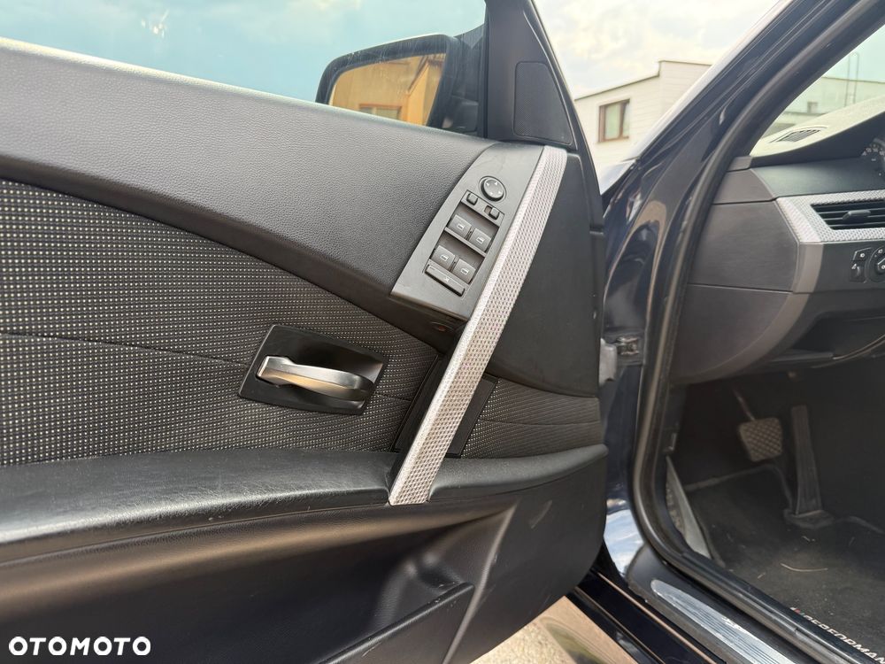 BMW Seria 5 - 21