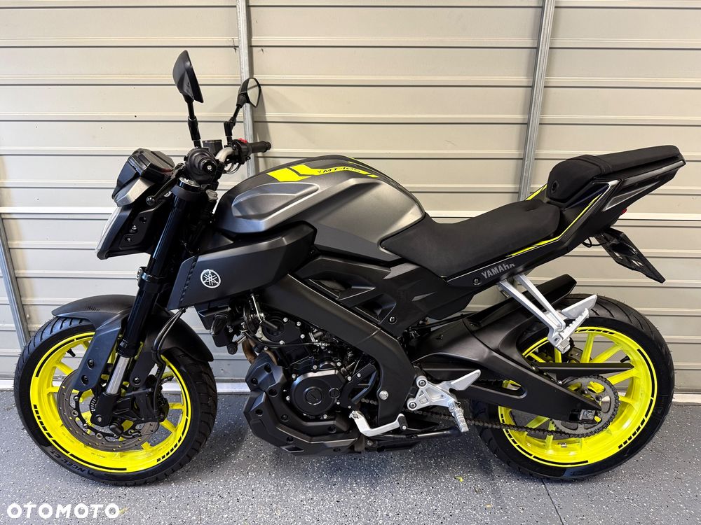 Yamaha MT - 7