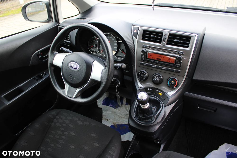 Subaru Trezia - 19