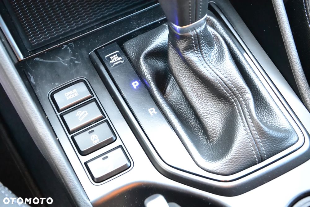 Hyundai Tucson 1.6 GDi 2WD DCT Select - 33