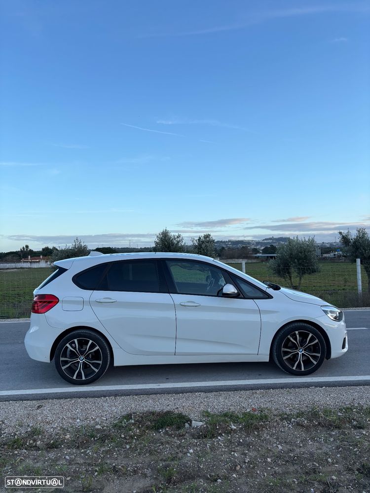 BMW 218 Active Tourer d Line Sport - 6