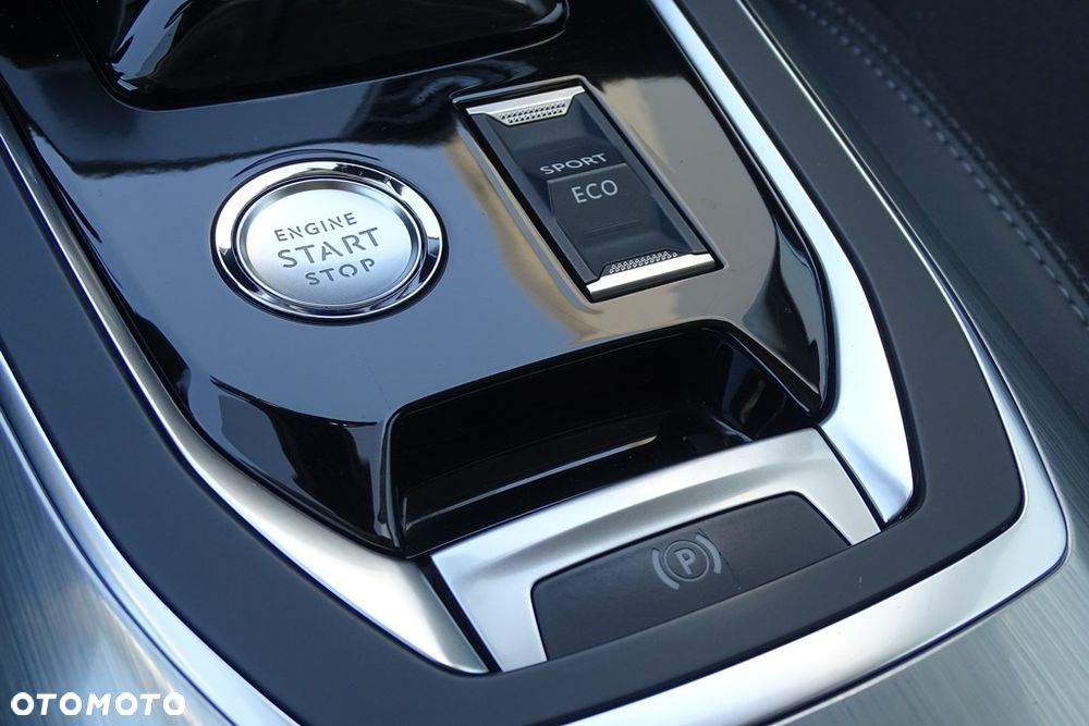 Peugeot 308 BlueHDi FAP 130 EAT8 Stop & Start GT Pack - 32