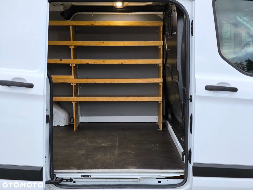 Ford TRANSIT CUSTOM - 28
