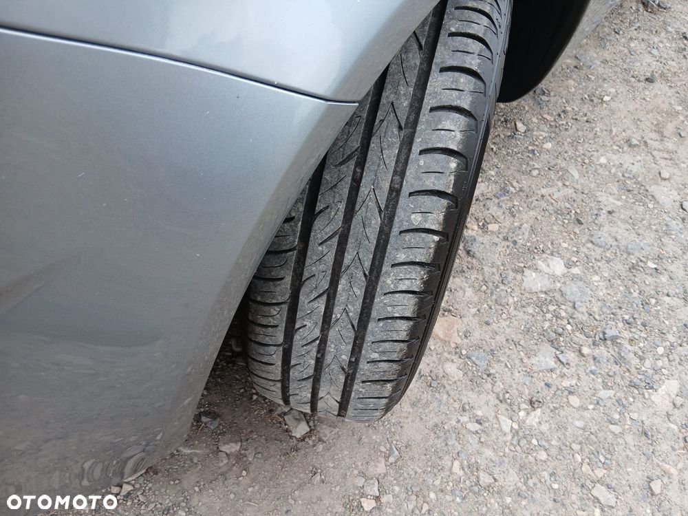 Opel Corsa 1.2 16V Enjoy - 17