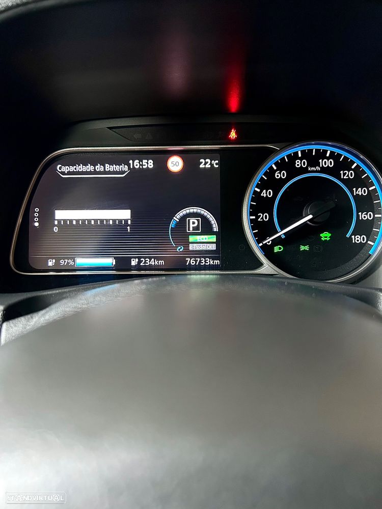 Nissan Leaf Acenta - 10