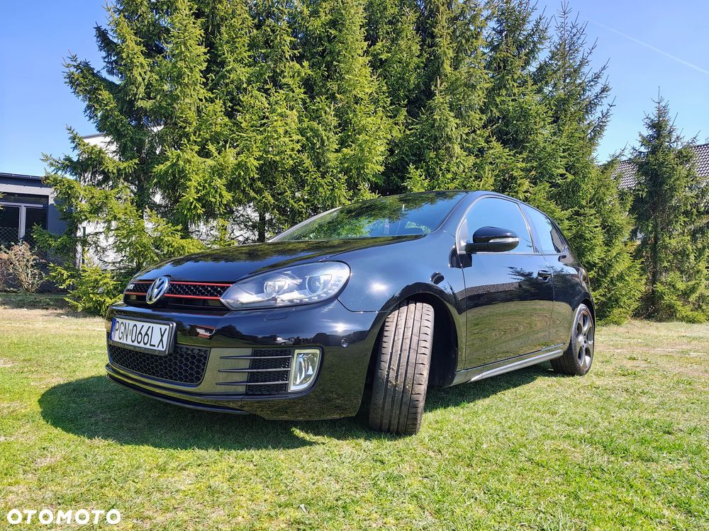 Volkswagen Golf - 4