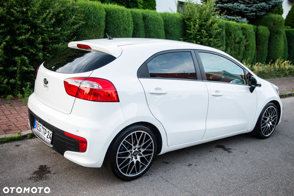 Kia Rio 1.2 Attract - 5