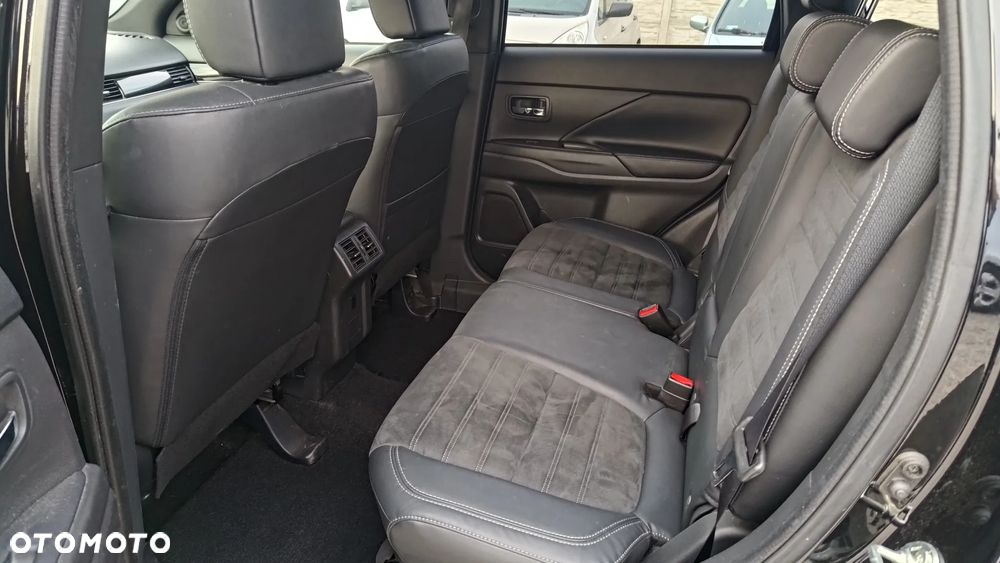 Mitsubishi Outlander 2.0 4WD CVT Active+ - 15