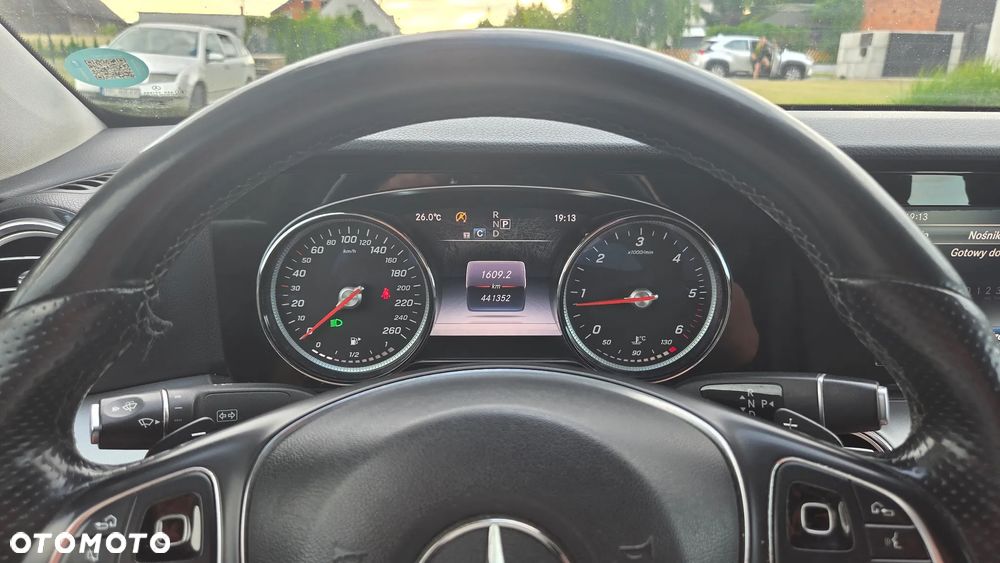 Mercedes-Benz Klasa E 200 d 9G-TRONIC - 15