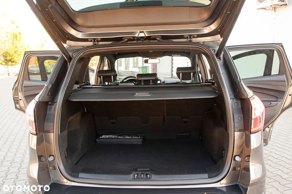 Ford Kuga 2.0 TDCi 4x4 ST-Line - 30