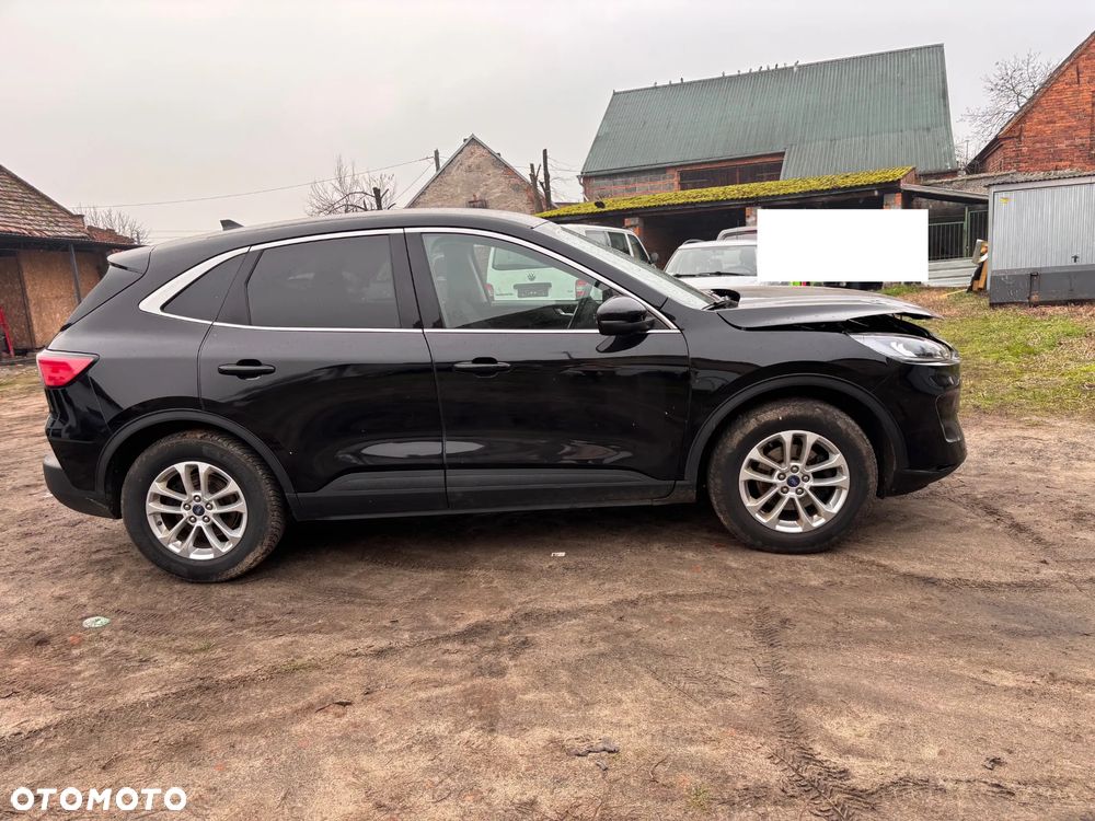 Ford Kuga - 5