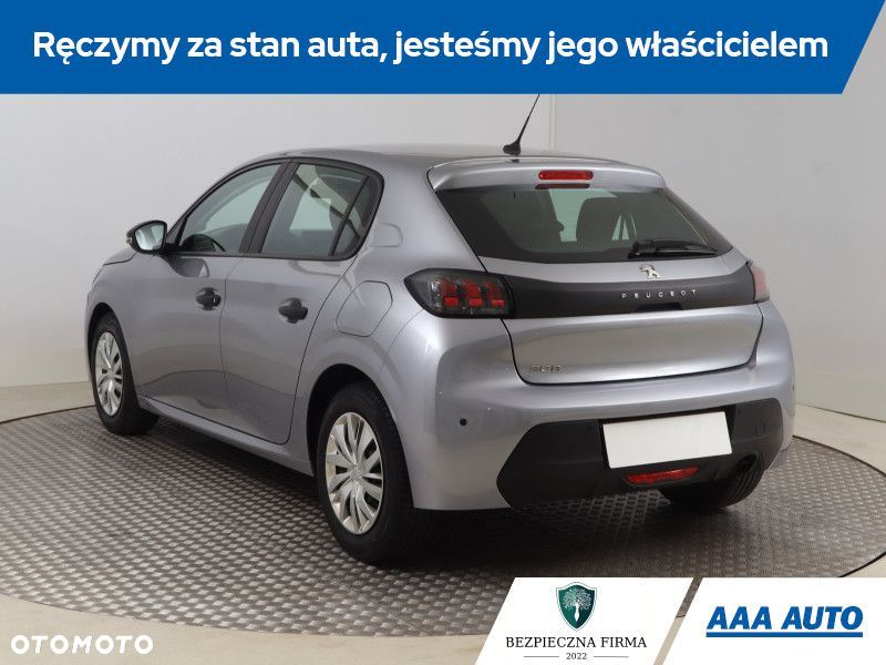 Peugeot 208 - 6