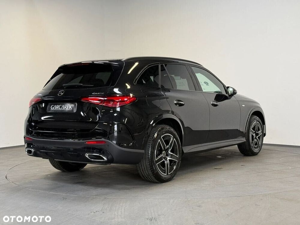 Mercedes-Benz GLC - 11