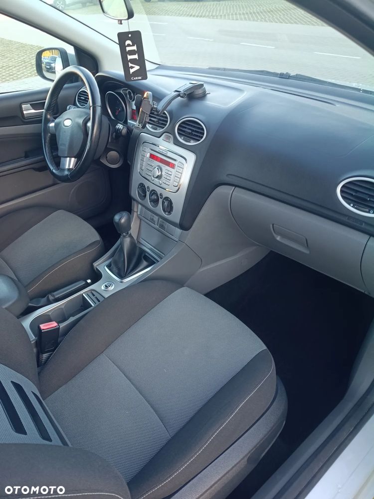 Ford Focus - 9