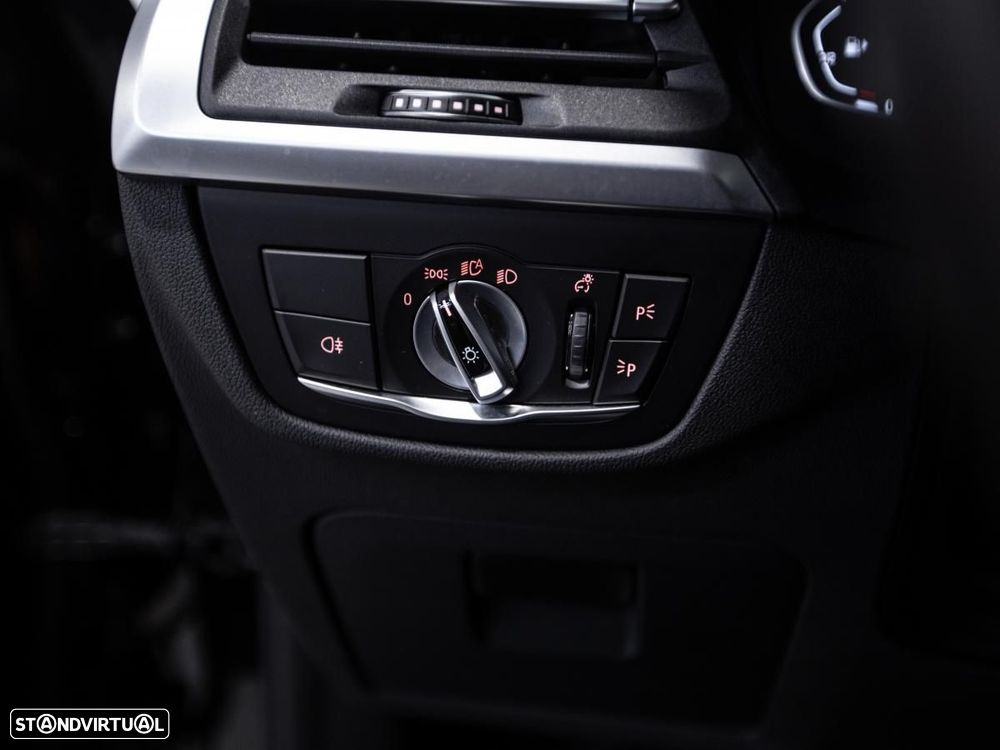 BMW X3 30 e xDrive - 17