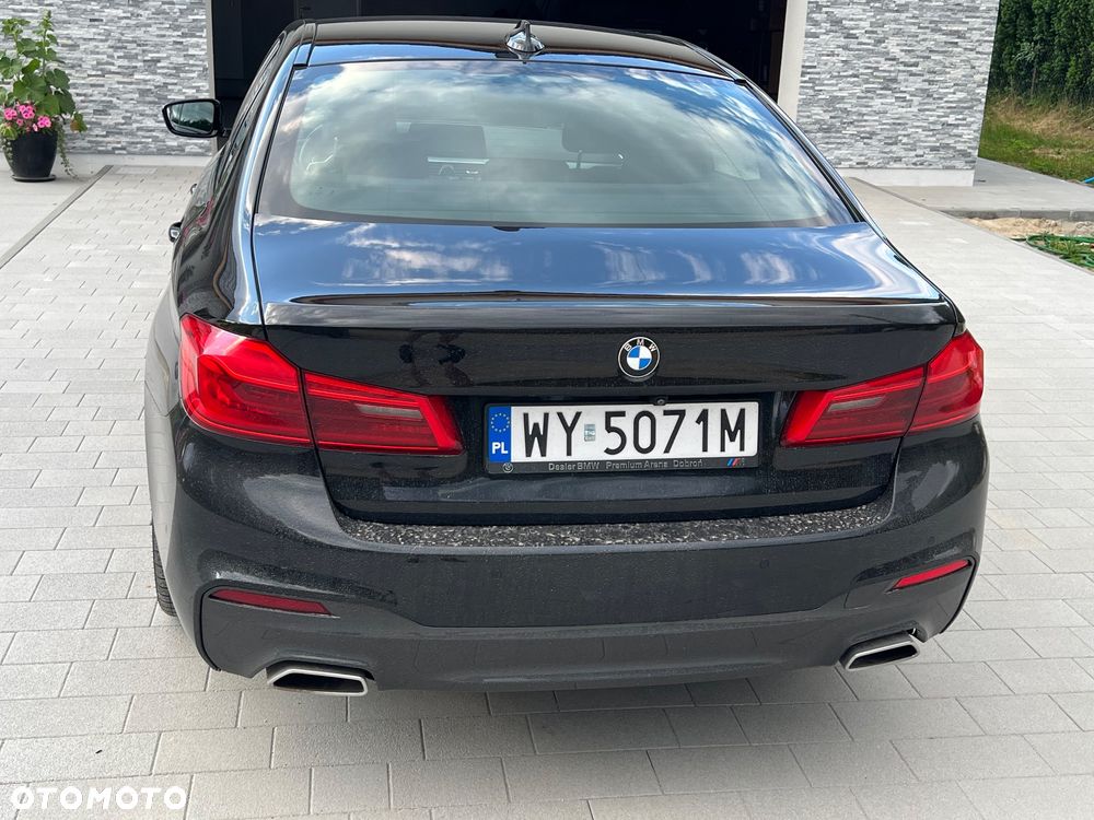 BMW Seria 5 520d xDrive M Sport sport - 2