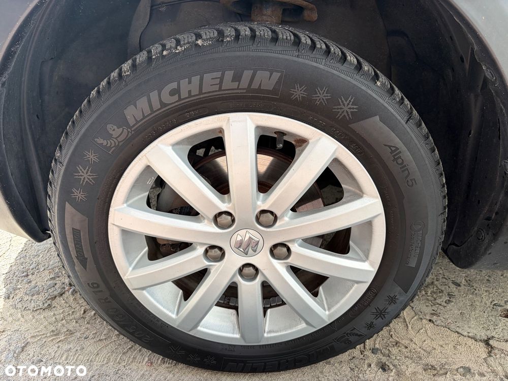 Suzuki SX4 1.6 Comfort - 10