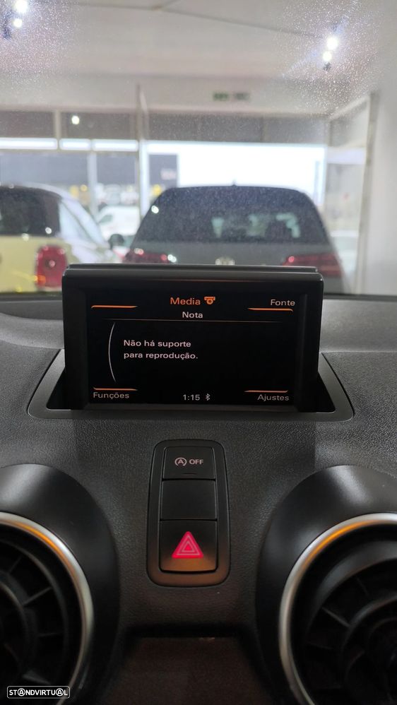 Audi A1 1.6 TDI S line Sport Pack - 29