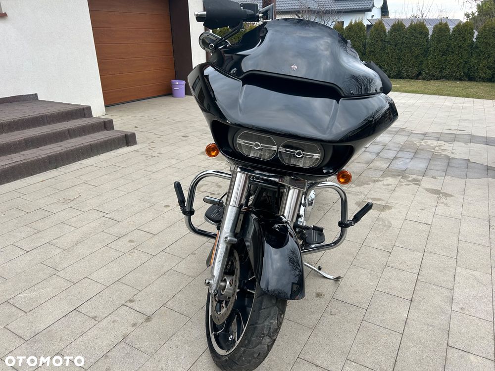 Harley-Davidson Touring Road Glide - 8