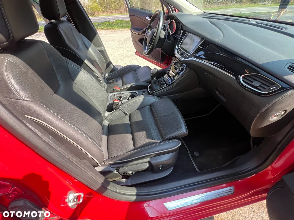 Opel Astra 1.4 T Elite S&S - 32