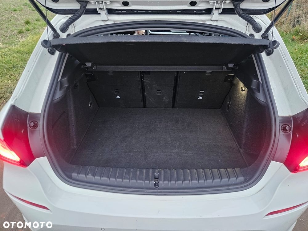 BMW Seria 1 118d - 11